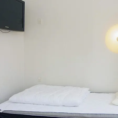 4 Person In 度假居 *